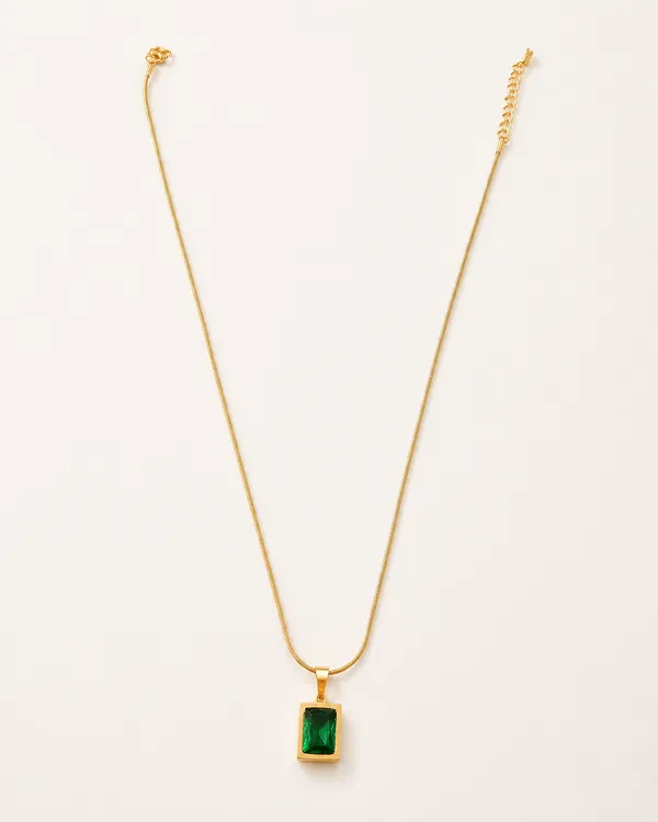Mythink_Emerald_Elegance_Necklace