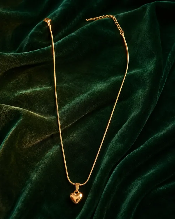 Mythink_heart_whisper_necklace