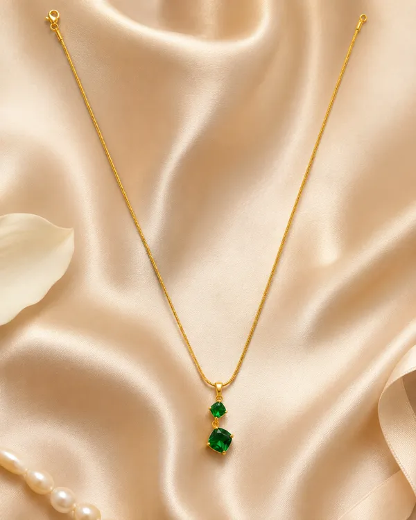 Mythink_Emerald_Muse_Necklace