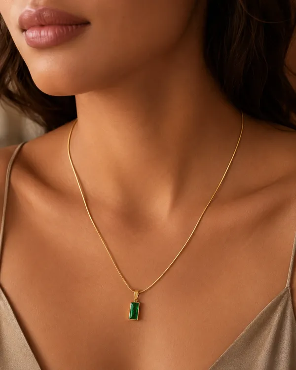 Mythink_Emerald_Bliss_Necklace