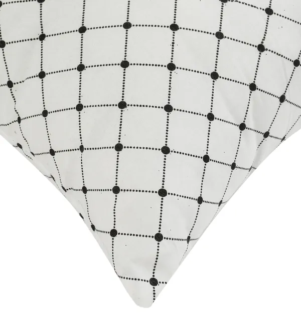 White_And_Black_Polycotton_Cushion_For_Home_&_Decor_(Pack_of_5)