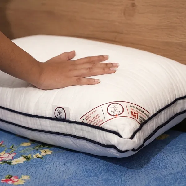 White_Polycotton_Pillow_For_Home_&_Decor