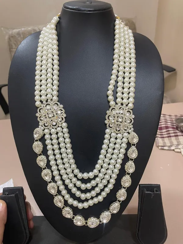 White_Metal_And_Pearls_Mala_For_Men