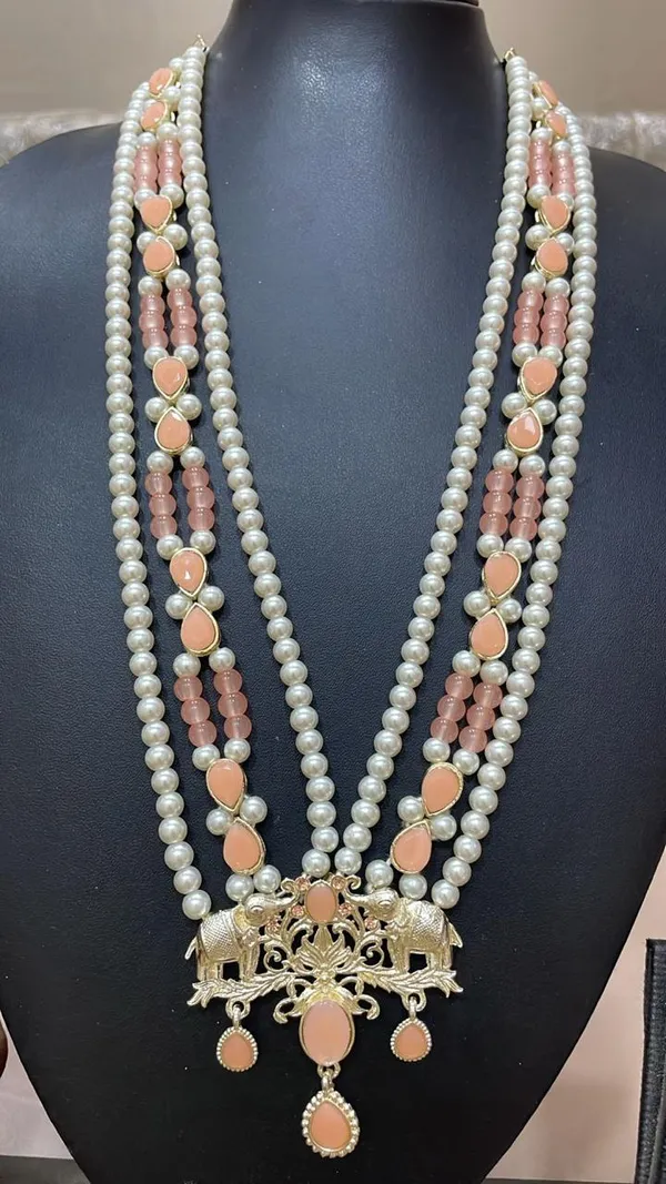 White_Pearls_Metal_And_Pearls_Mala_For_Men