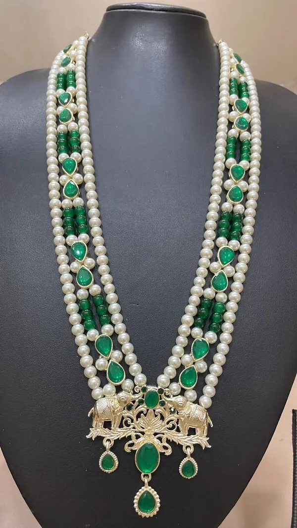 Green_Metal_And_Pearls_Mala_For_Men