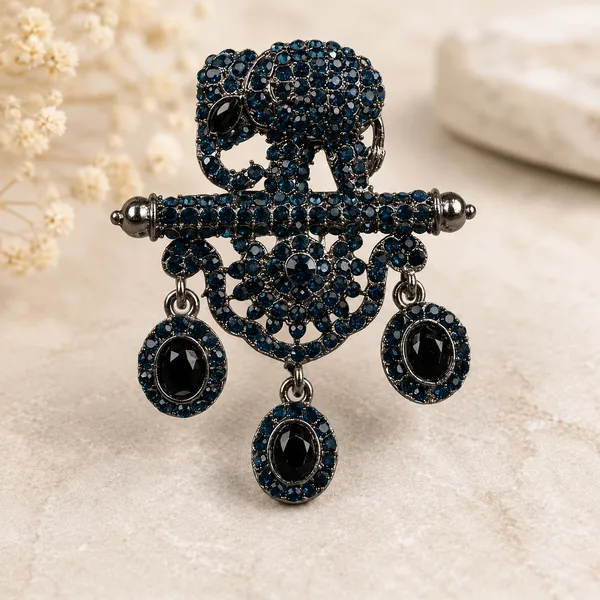 Sparkling_Panda_Crystal_Brooch_Pin