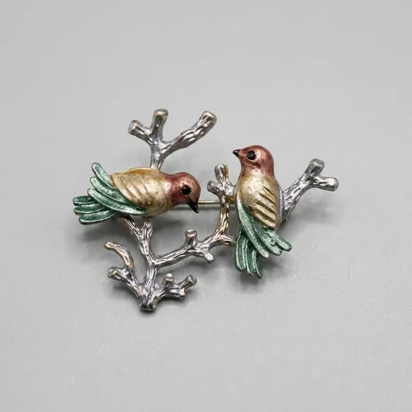Multicolor_Metal_Royal_Brooch_For_Men_