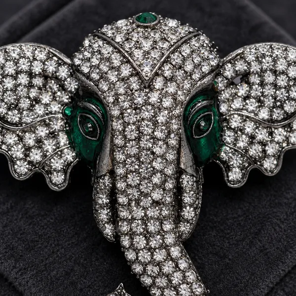 Sparkling_Crystal_Elephant_Brooch_with_Emerald_Eyes