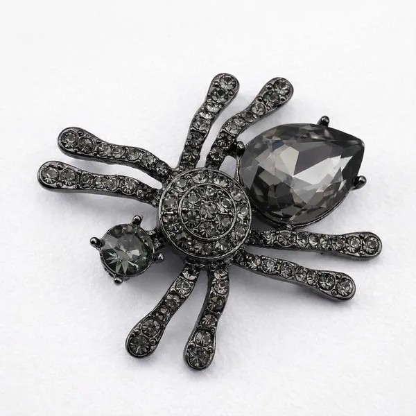 Black_Metal_Royal_Brooch_For_Men_
