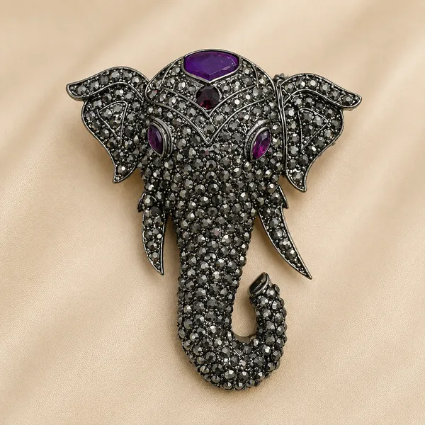 Sparkling_Elephant_Brooch_with_Purple_Accents