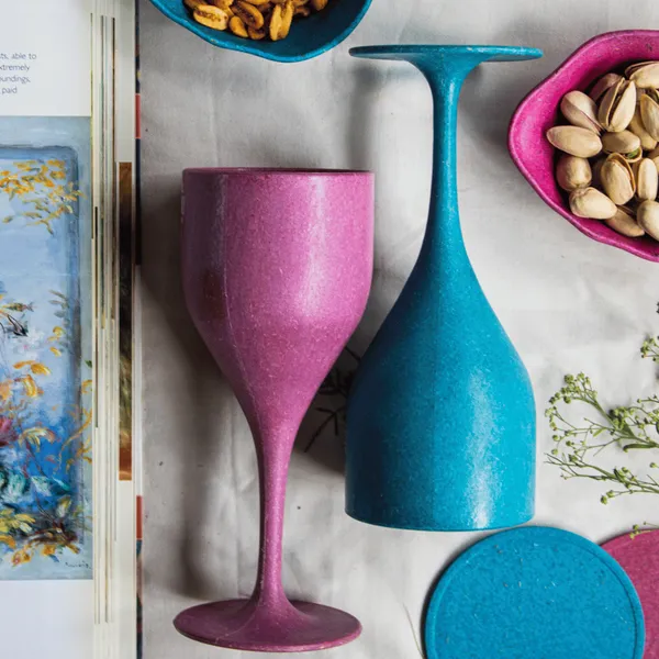 Wine_Glasses_Pack_Of_2_Teal_Pink_Sustainable_Pine_Needle_Glasses_Microwave_Dishwasher_Safe
