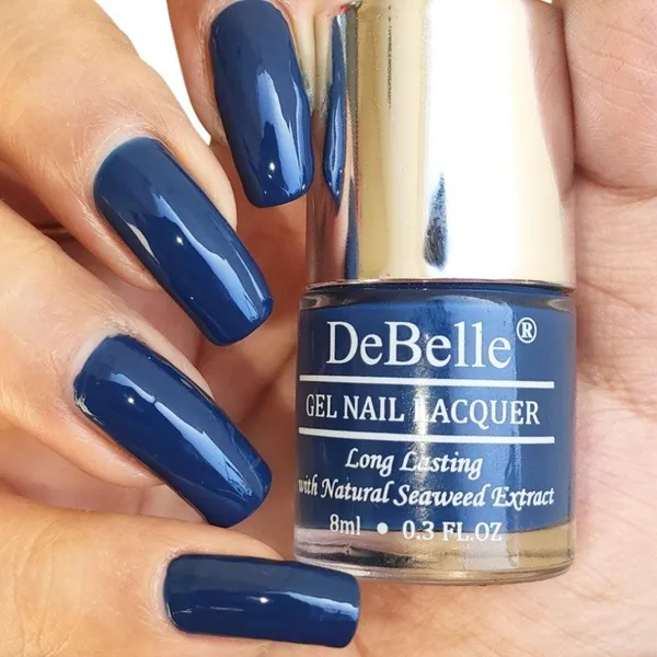 DeBelle_Gel_Nail_Lacquer_Bleu_Allure_Navy_Blue_Nail_Polish_8_Ml