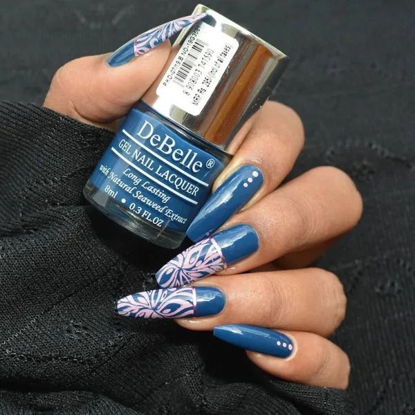 DeBelle_Gel_Nail_Lacquer_Bleu_Allure_Navy_Blue_Nail_Polish_8_Ml