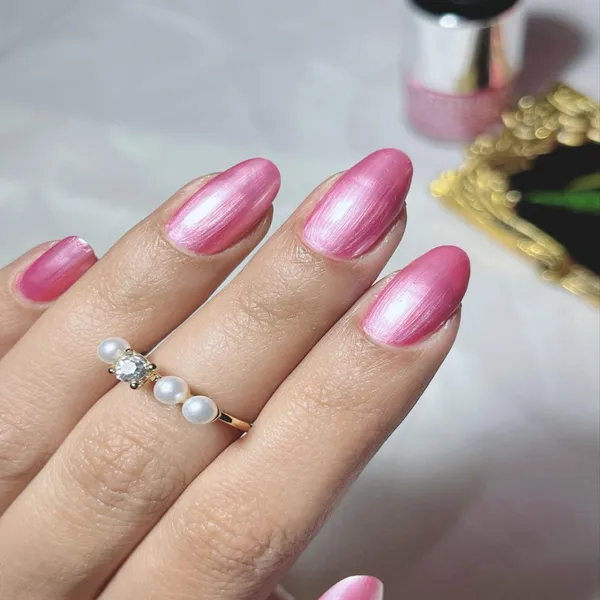 DeBelle_Gel_Nail_Lacquer_Roselin_Fiesta_Light_Pink_Nail_Polish_8_Ml