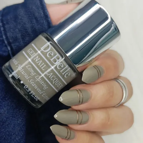 DeBelle_Gel_Nail_Lacquer_Moonstone_Bloom_Taupe_Grey_Nail_Polish_8_Ml