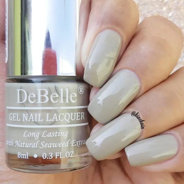 DeBelle_Gel_Nail_Lacquer_Moonstone_Bloom_Taupe_Grey_Nail_Polish_8_Ml