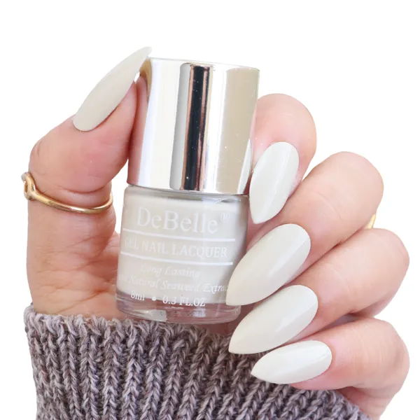 DeBelle_Fleur_De_Pearl_Gift_Combo_Of_2_Nail_Polishes_Natural_Blush_Maple_Tan_16_Ml