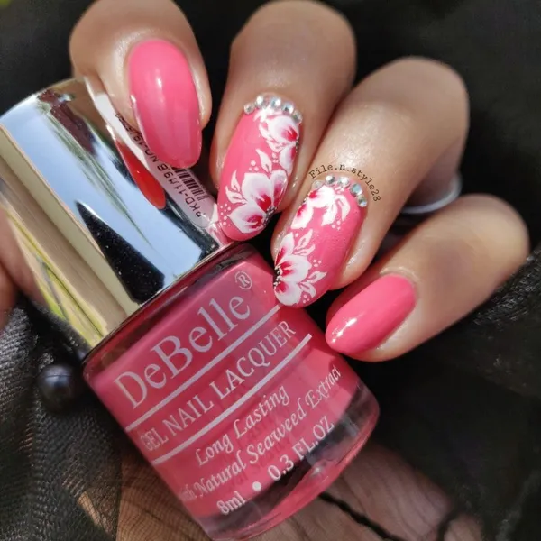 DeBelle_Gel_Nail_Lacquer_Bebe_Kiss_Hot_Pink_Nail_Polish_8_Ml