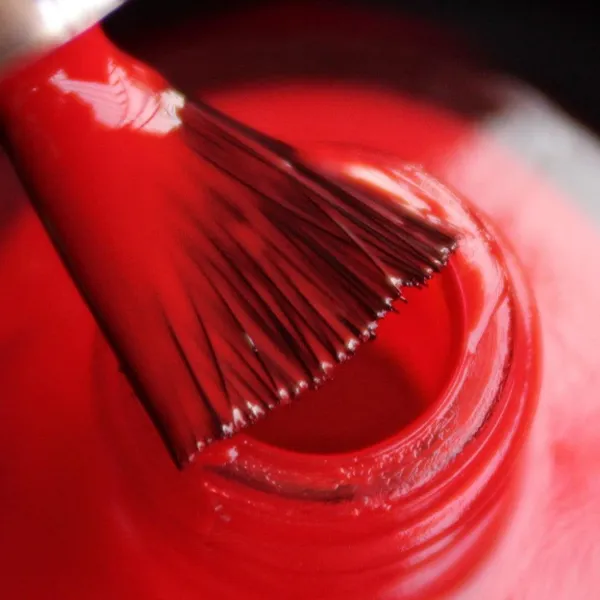 DeBelle_Red_Nail_Polish_French_Affair_8_Ml