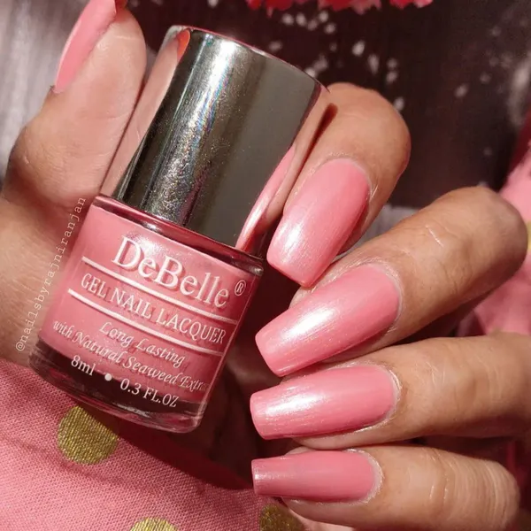 DeBelle_Gel_Nail_Lacquer_Miss_Bliss_Pink_Nail_Polish_8_Ml