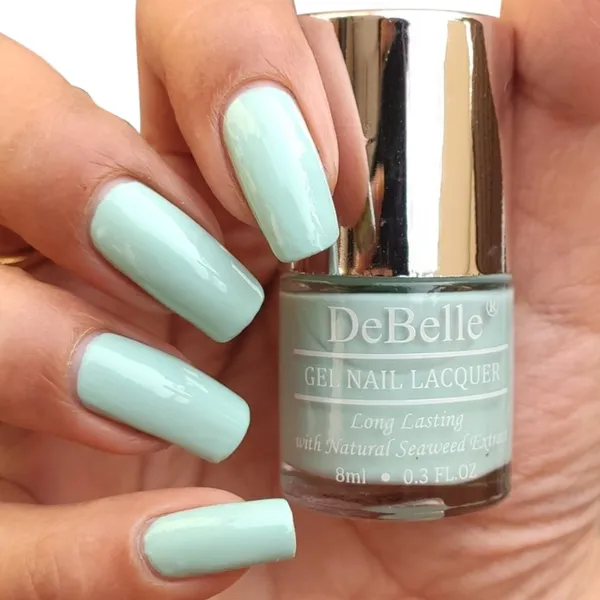 DeBelle_Gel_Nail_Lacquer_Mint_Amour_Mint_Blue_Nail_Polish_8_Ml