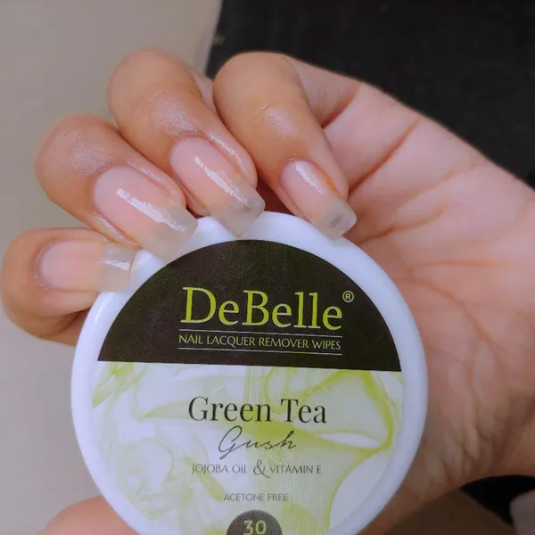DeBelle_Nail_Lacquer_Remover_Wipes_Green_Tea_Gush