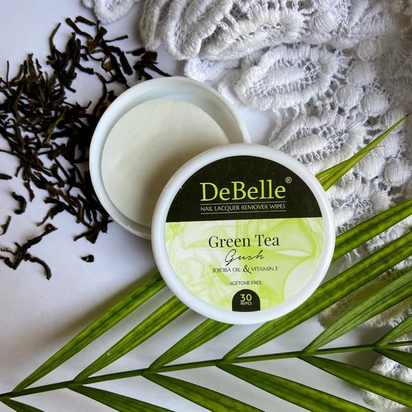 DeBelle_Nail_Lacquer_Remover_Wipes_Green_Tea_Gush