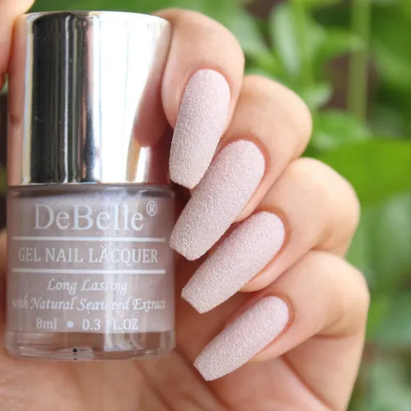 DeBelle_Gel_Nail_Lacquer_Aries_Light_Dusty_Pink_Glitter_Nail_Polish_8_Ml