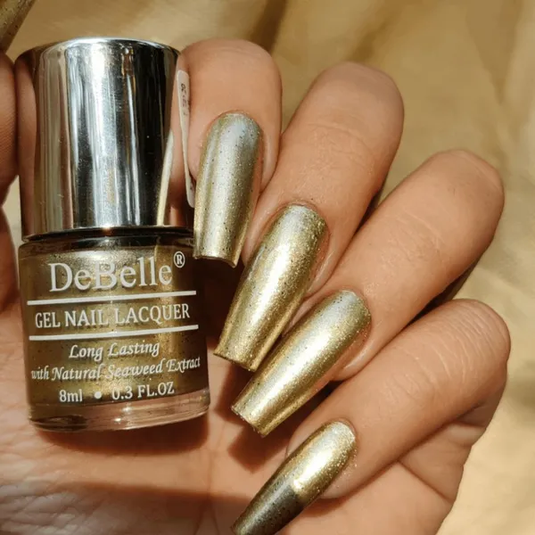DeBelle_Gel_Nail_Lacquer_Canopus_Beige_Gold_With_Black_Glitter_Nail_Polish_8_Ml