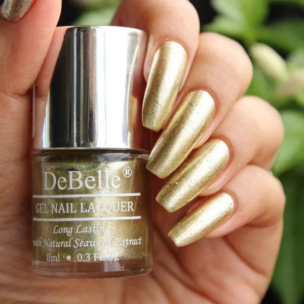 DeBelle_Gel_Nail_Lacquer_Canopus_Beige_Gold_With_Black_Glitter_Nail_Polish_8_Ml