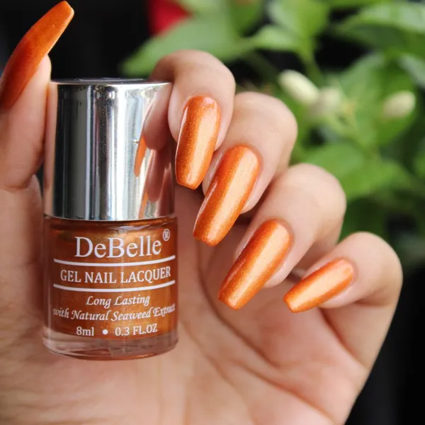 DeBelle_Gel_Nail_Lacquer_Aurora_Amber_With_Copper_Orange_Glitter_Nail_Polish_8_Ml