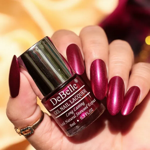 DeBelle_Gel_Nail_Lacquer_Antares_Deep_Maroon_Pearl_Finish_Nail_Polish_8_Ml