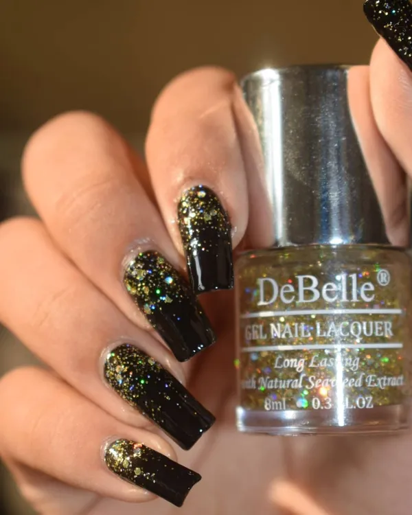 DeBelle_Gel_Nail_Lacquer_Galaxia_Chunky_Holographic_Glitter_Nail_Polish_8_Ml
