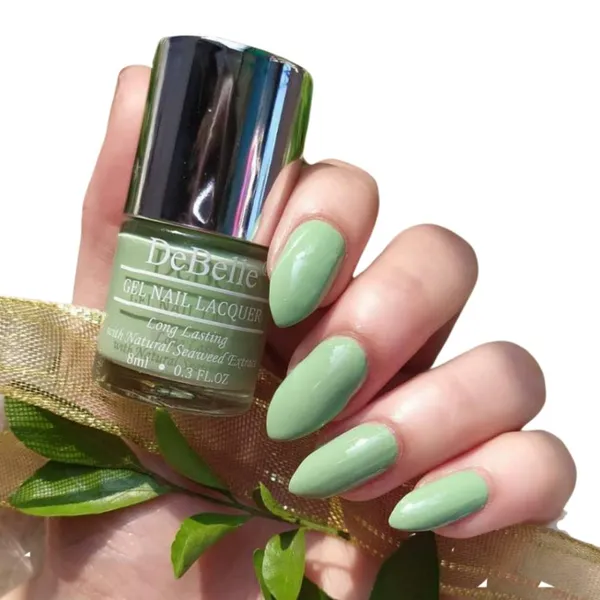 DeBelle_Gel_Nail_Lacquer_Fleur_Pistachio_Turquoise_Mint_Green_Nail_Polish_8_Ml