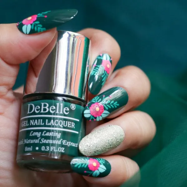 DeBelle_Gel_Nail_Lacquer_Hyacinth_Folio_Bottle_Green_Nail_Polish_8_Ml