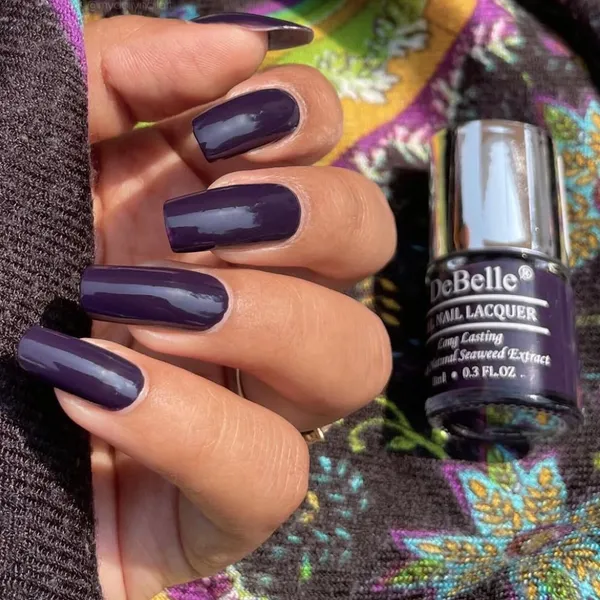DeBelle_Gel_Nail_Lacquer_Royale_Viola_Dark_Violet_Nail_Color_8_Ml