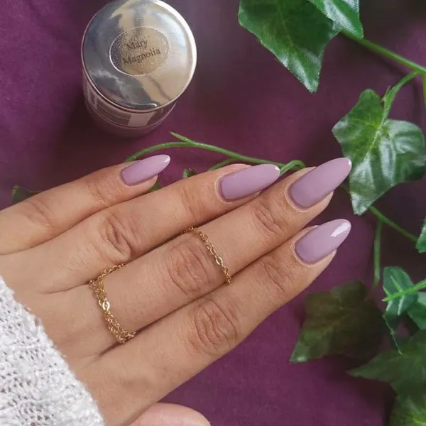 DeBelle_Gel_Nail_Lacquer_Mary_Magnolia_Pastel_Lavender_Nail_Polish_8_Ml