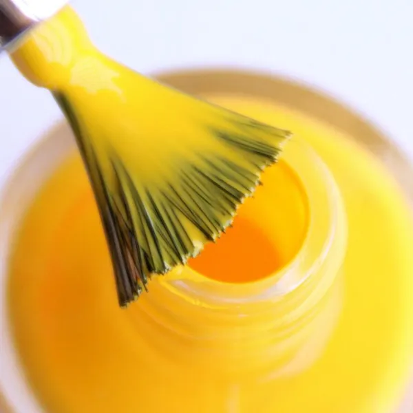 DeBelle_Gel_Nail_Lacquer_Caramelo_Yellow_Bright_Yellow_Nail_Polish_8_Ml