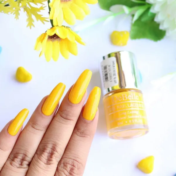 DeBelle_Gel_Nail_Lacquer_Caramelo_Yellow_Bright_Yellow_Nail_Polish_8_Ml
