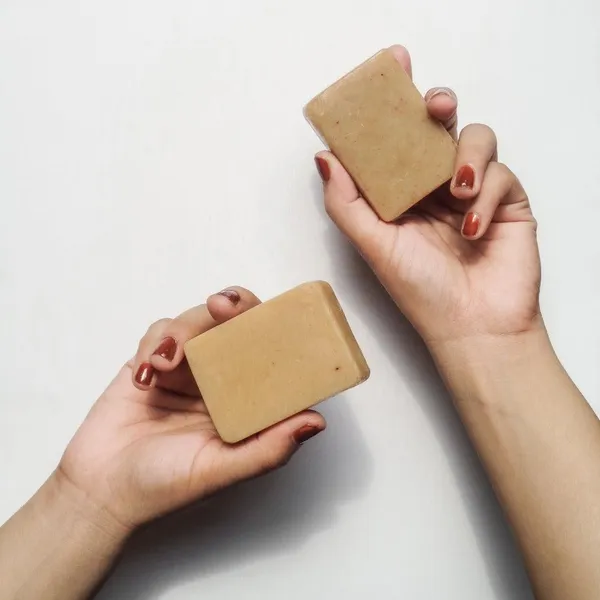 DeBelle_Handmade_Soaps_Combo_Almond_Oats_Bar_Shampoo_Bar