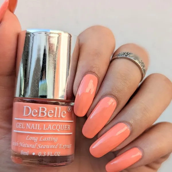 DeBelle_Gel_Nail_Lacquer_Peach_Pannacotta_Creamy_Peach_8_Ml