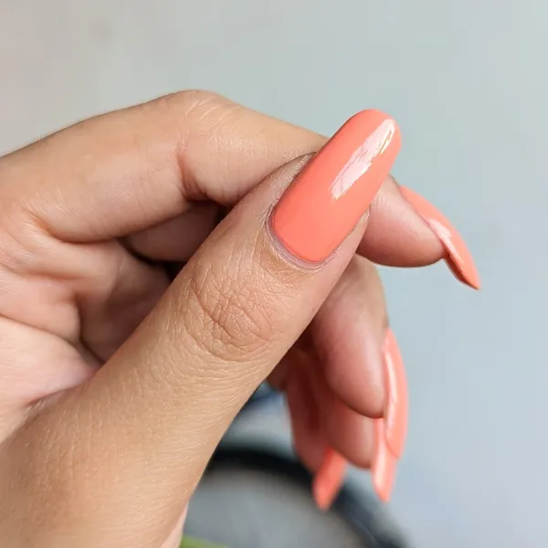 DeBelle_Gel_Nail_Lacquer_Peach_Pannacotta_Creamy_Peach_8_Ml