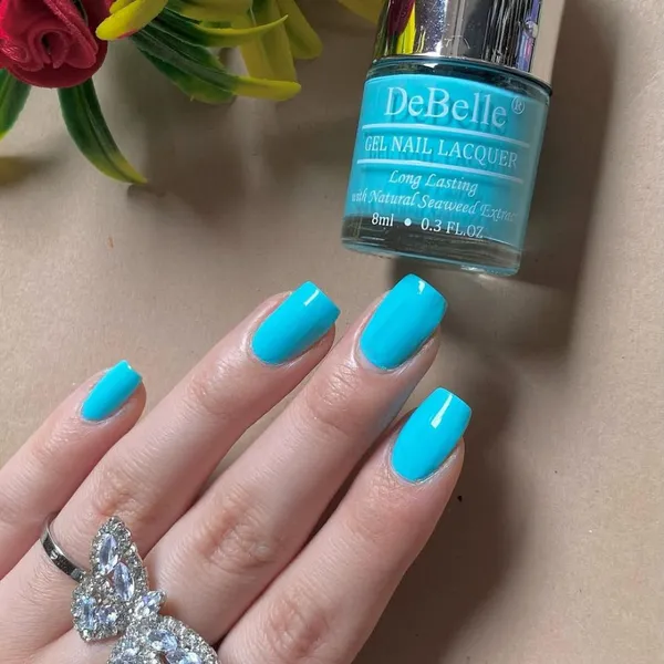DeBelle_Gel_Nail_Lacquer_Peppermint_Pudding_Mint_Green_8_Ml
