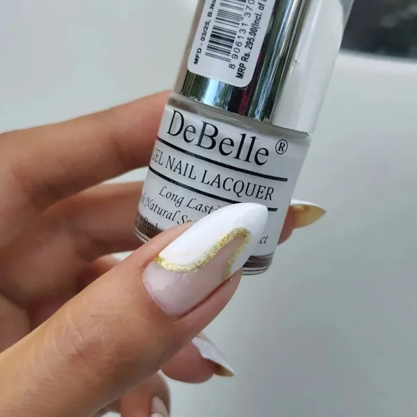 DeBelle_Gel_Nail_Lacquer_Vanilla_Croissant_White_Nail_Polish_8_Ml