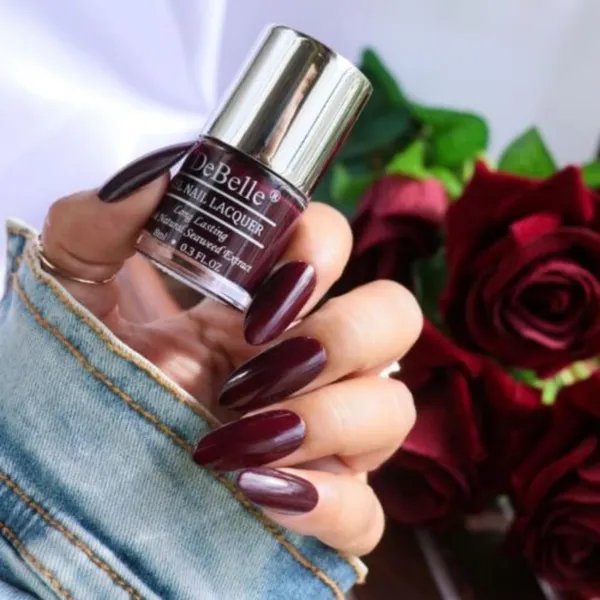 DeBelle_Gel_Nail_Lacquer_Glamorous_Garnet_Lime_Lush_Nail_Lacquer_Remover_Wipes_Combo