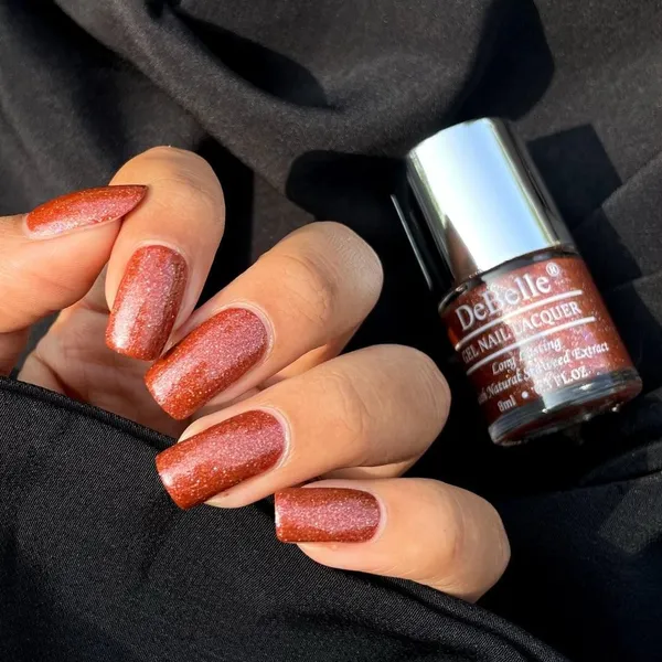 DeBelle_Gel_Nail_Lacquers_Starry_Pastels