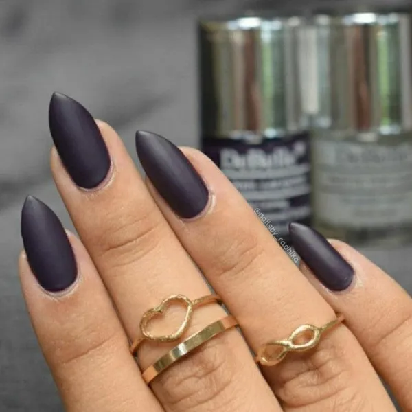 DeBelle_Gel_Nail_Lacquer_Royale_Viola_Matte_Top_Coat_Combo