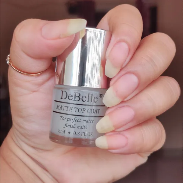 DeBelle_Gel_Nail_Lacquer_Glamorous_Garnet_Matte_Top_Coat_Combo