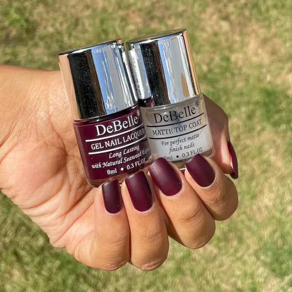 DeBelle_Gel_Nail_Lacquer_Glamorous_Garnet_Matte_Top_Coat_Combo