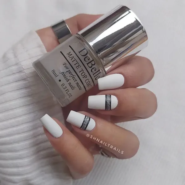 DeBelle_Gel_Nail_Lacquer_Matcha_Cookie_Matte_Top_Coat_Combo